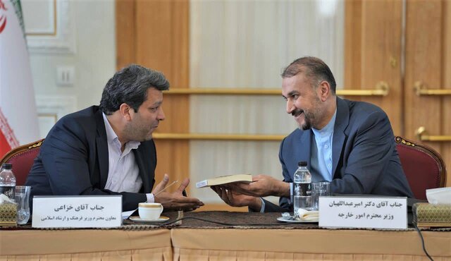 آی تیکت نیوز - آمادگی دستگاه دیپلماسی برای کمک به ورود سینمای کشور به بازار کشورهای هدف