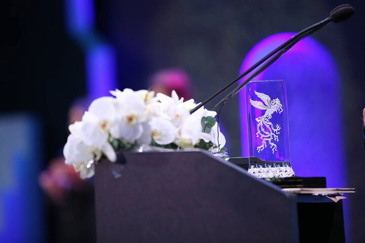 آی تیکت نیوز - جوایز برگزیدگان «فیلم فجر ۴۲» اهدا شد