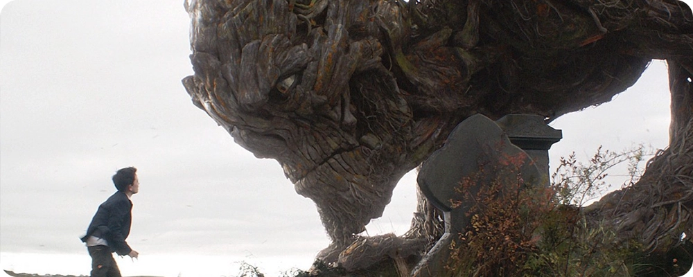 A Monster Calls (2016)